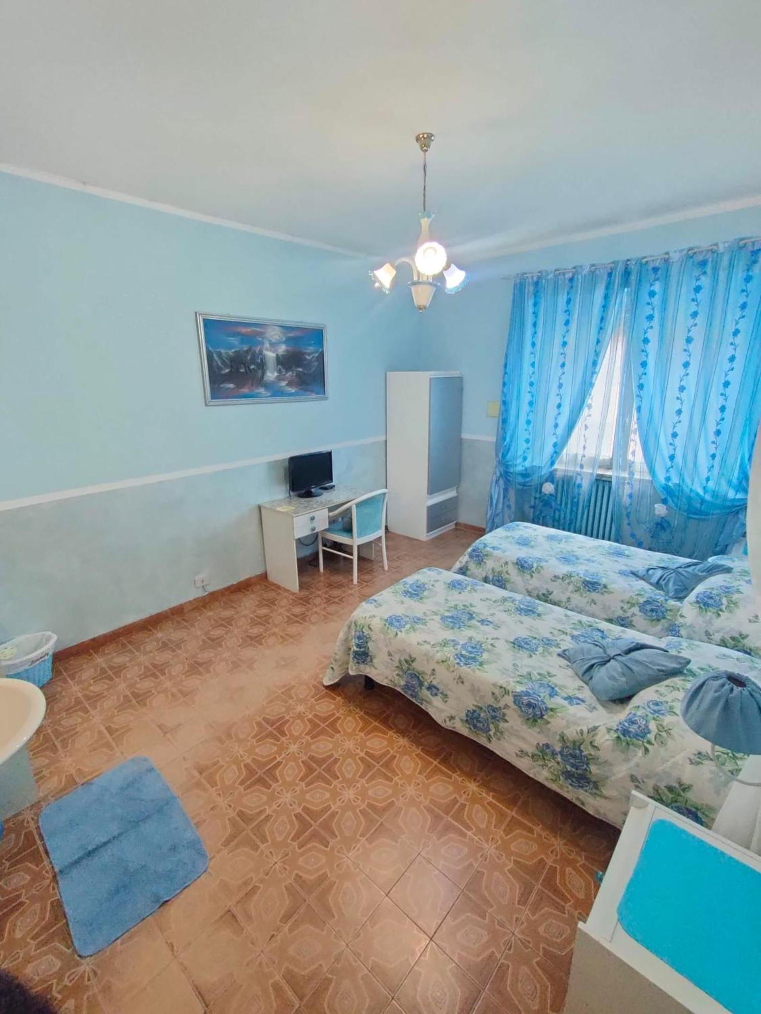 טורינו Hotel Serenella מראה חיצוני תמונה