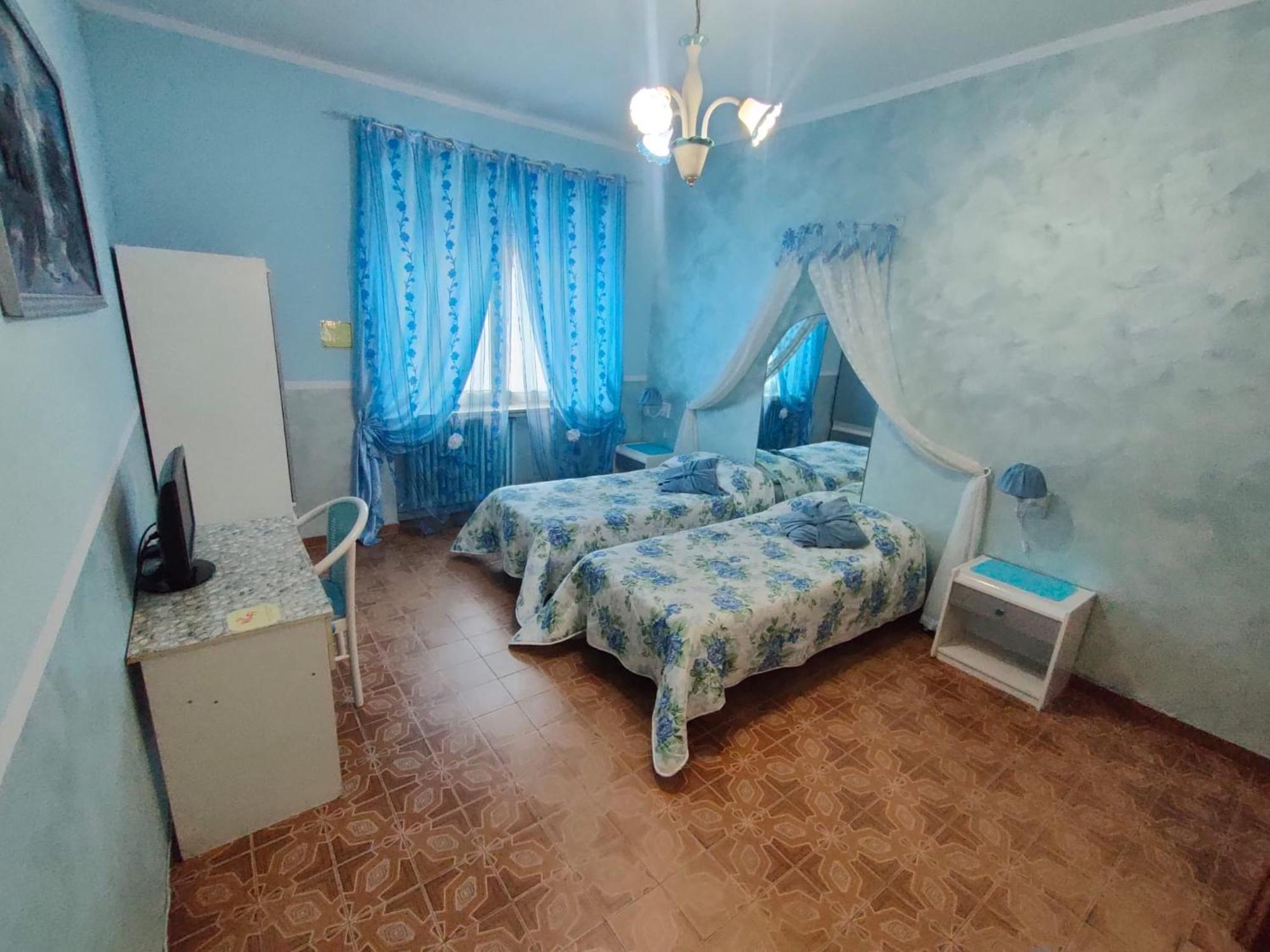 טורינו Hotel Serenella מראה חיצוני תמונה